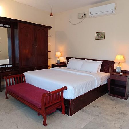 Hill View Beach Resort 瓦尔卡拉 外观 照片