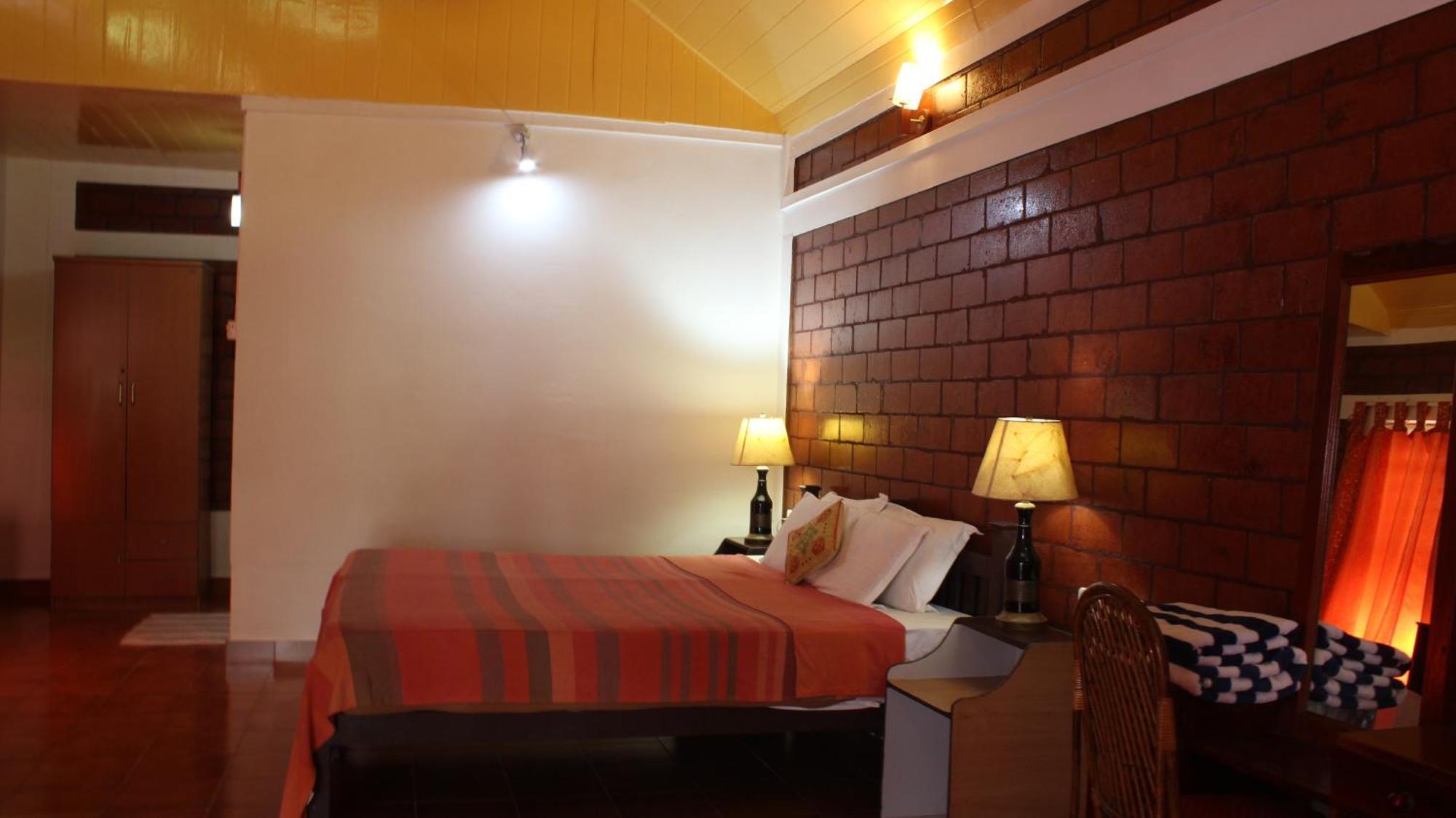 Hill View Beach Resort 瓦尔卡拉 外观 照片