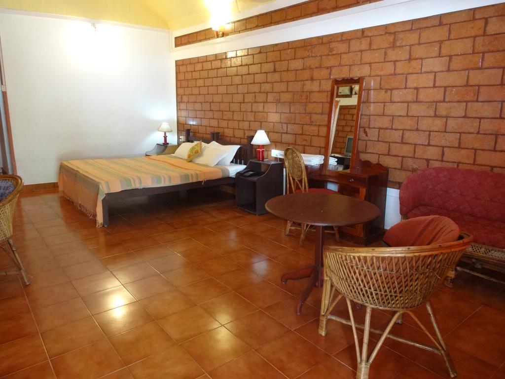 Hill View Beach Resort 瓦尔卡拉 外观 照片
