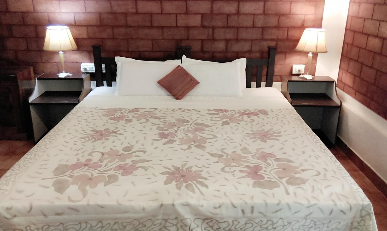 Hill View Beach Resort 瓦尔卡拉 外观 照片